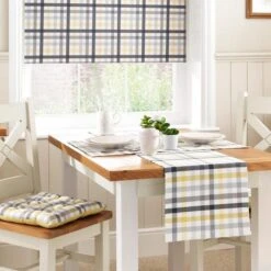 Dunelm Square Ochre Seat Pad 5 Dunelm Square Ochre Seat Pad -Decoration Store 1000084951 alt03