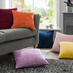 Dunelm Velour Cushion -Decoration Store 1000139428 alt05