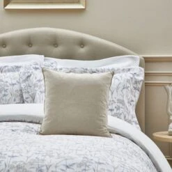 Dorma Embroidered Bee Cushion -Decoration Store 1000160036 alt02