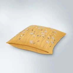 Dunelm Scandi Floral Cushion -Decoration Store 1000182098 alt02