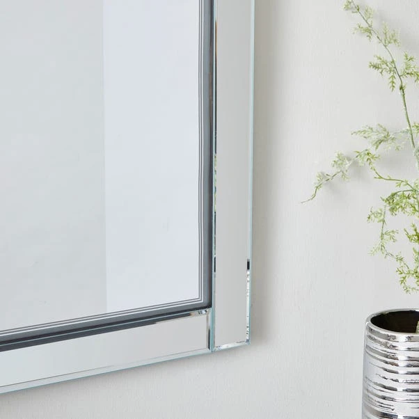 Dunelm Luxe Poster Frame 20" X 18" (45cm X 50cm) 2 Dunelm Luxe Poster Frame 20" X 18" (45cm X 50cm) - Image 2