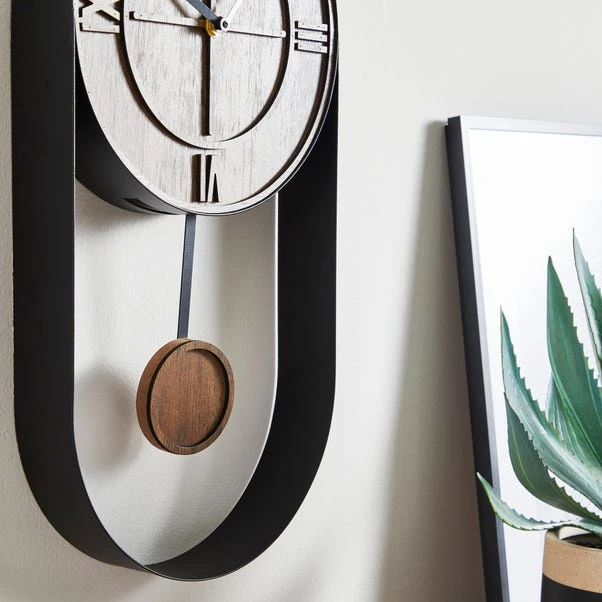 Dunelm Fulton Pendulum Clock 3 Dunelm Fulton Pendulum Clock - Image 3