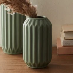Dunelm Fluted Vase 14cm Sage