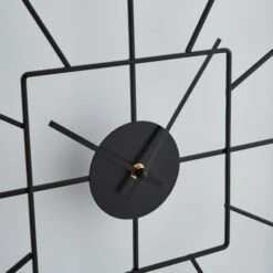 Dunelm Indoor Outdoor London Clock 45cm -Decoration Store 30791944 alt03