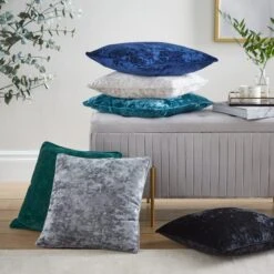 Dunelm Crushed Velour Cushion -Decoration Store 30796439 alt03