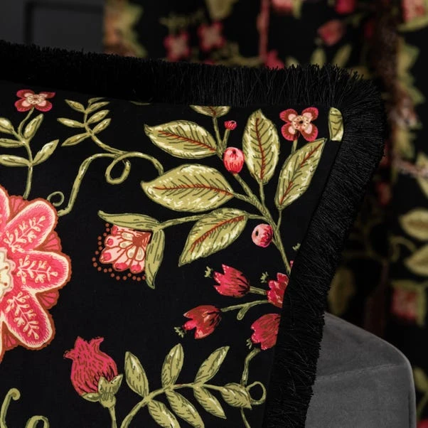 Dunelm Paradise Square Cheetah Cushion 3 Dunelm Paradise Square Cheetah Cushion - Image 3